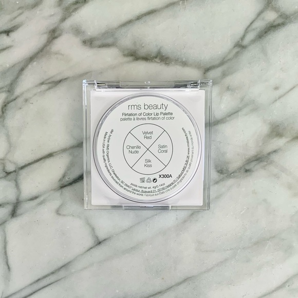 Flirtation Of Color Lip Palette - Picture 6 of 11